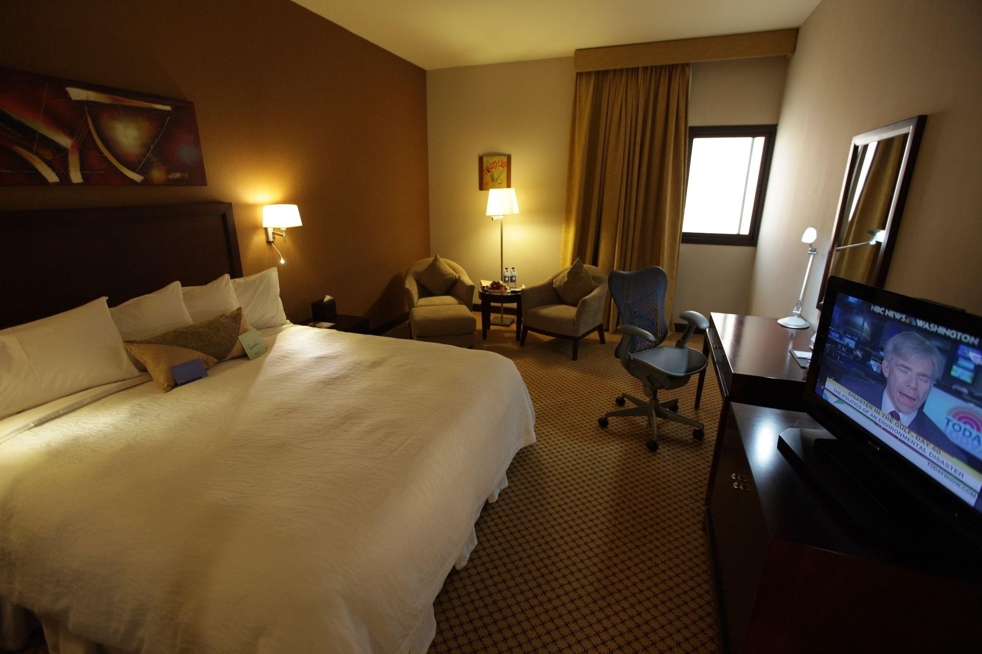 Hilton Garden Inn Riyadh Olaya Exterior foto