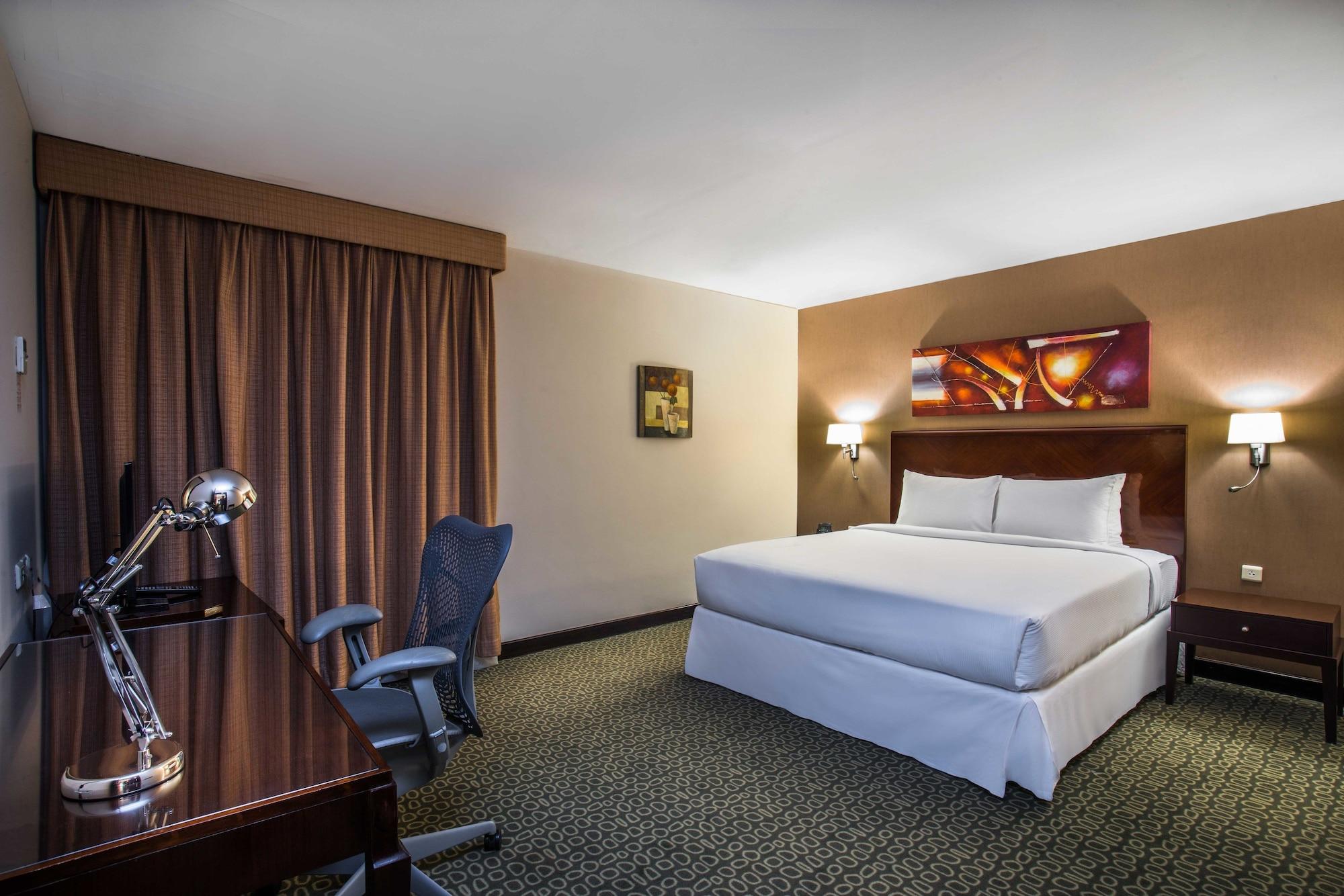 Hilton Garden Inn Riyadh Olaya Exterior foto