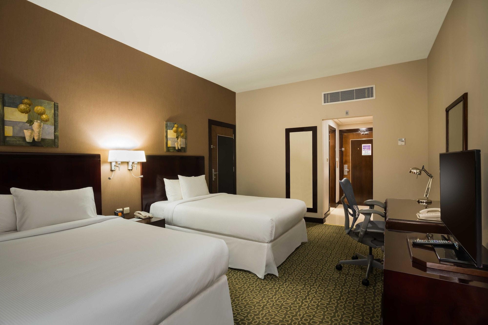 Hilton Garden Inn Riyadh Olaya Exterior foto