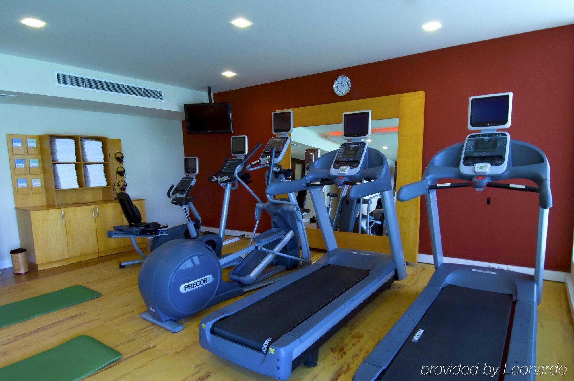Hilton Garden Inn Riyadh Olaya Instalações foto