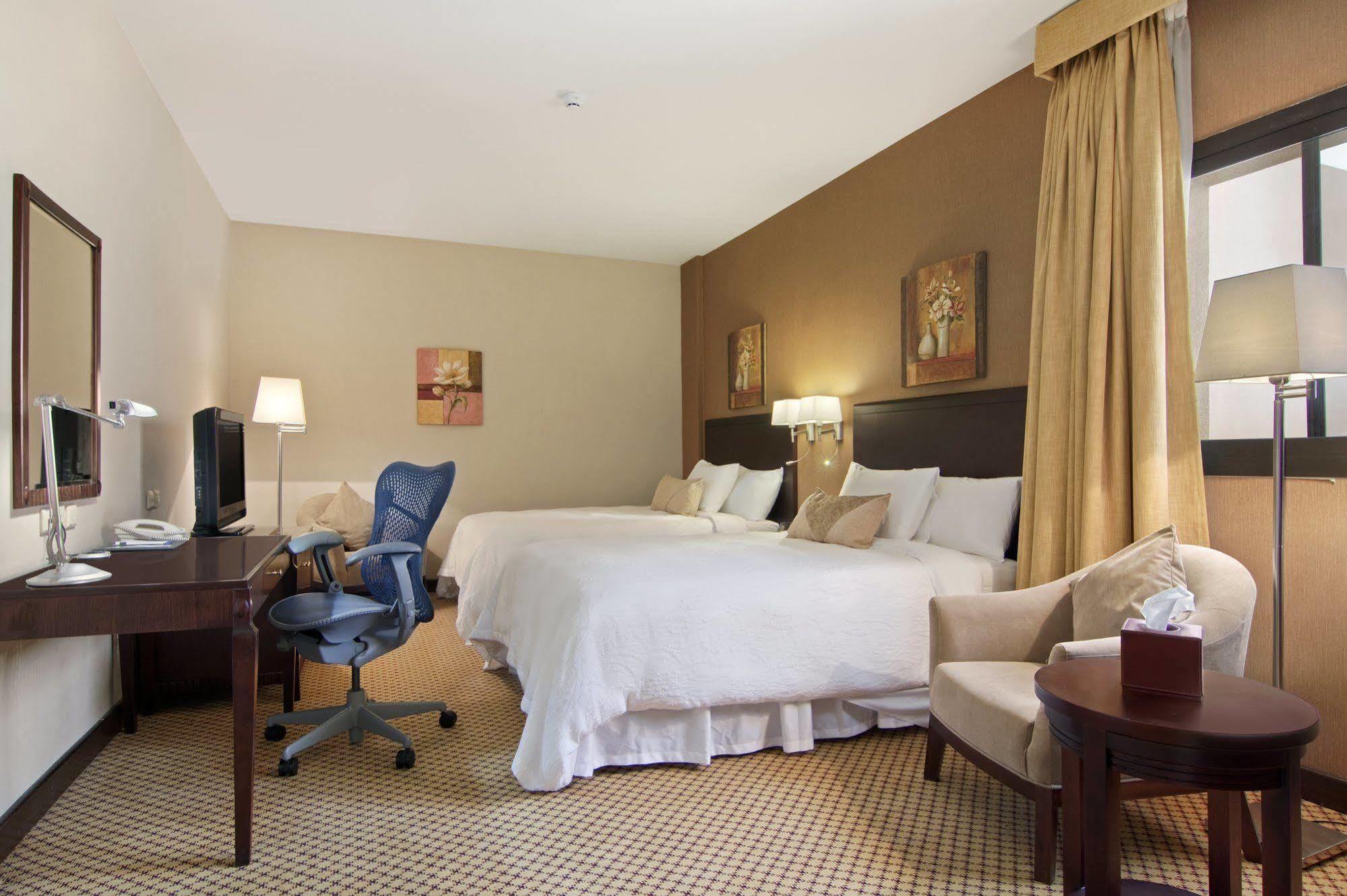 Hilton Garden Inn Riyadh Olaya Quarto foto